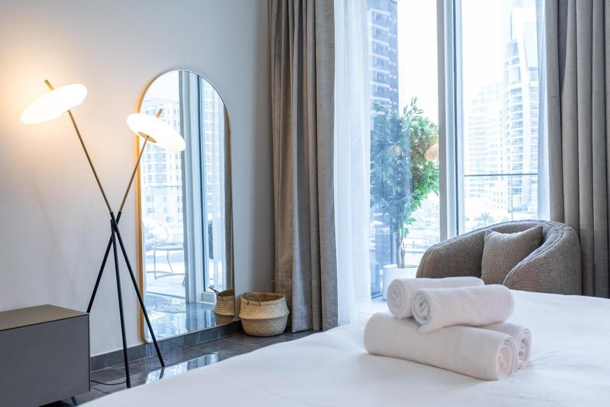Appartement Incredible 3-bed With Marina Views! *