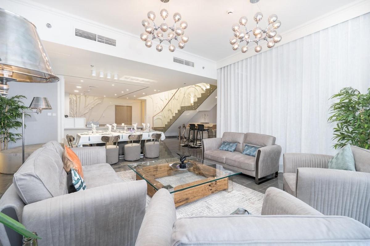 Appartement Incredible 3-bed With Marina Views! *